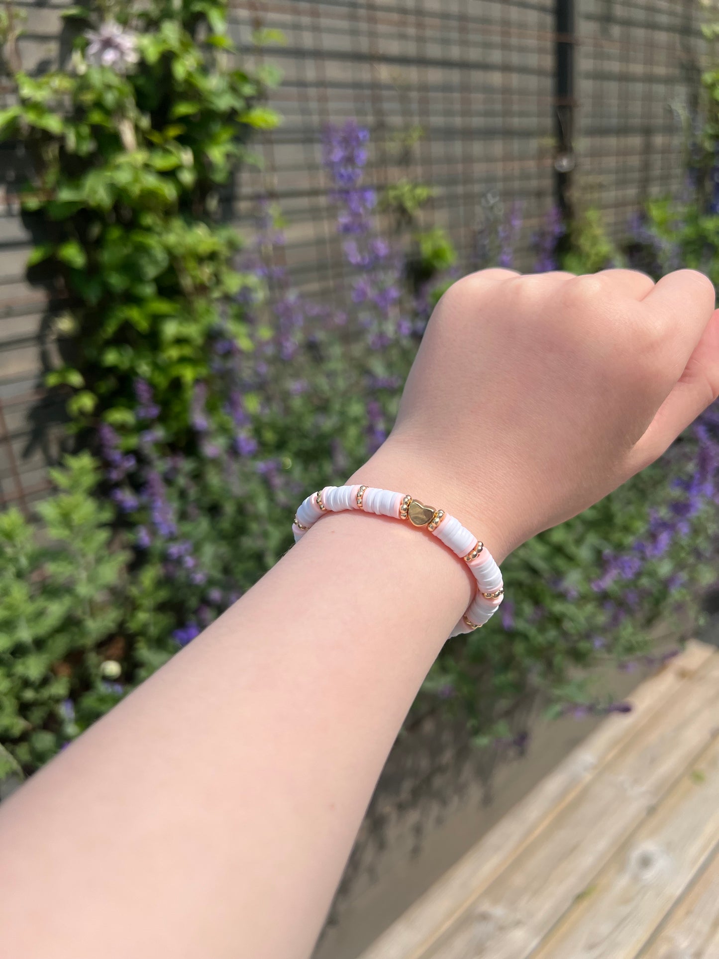 Rosa armbånd med hjerte🤍💗