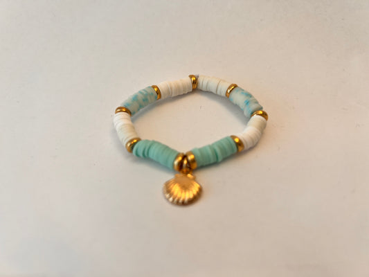 Blått og hvit armbånd med skjell🩵🤍